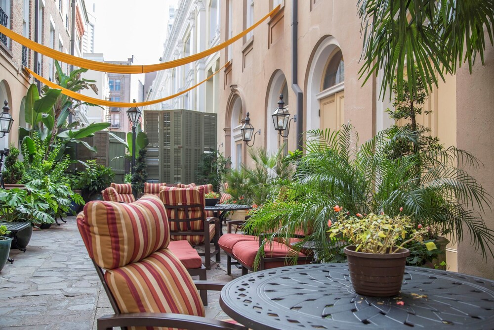 St James Hotel New Orleans Downtown French Quarter Area In New Orleans Hotel Rates Reviews On Orbitz