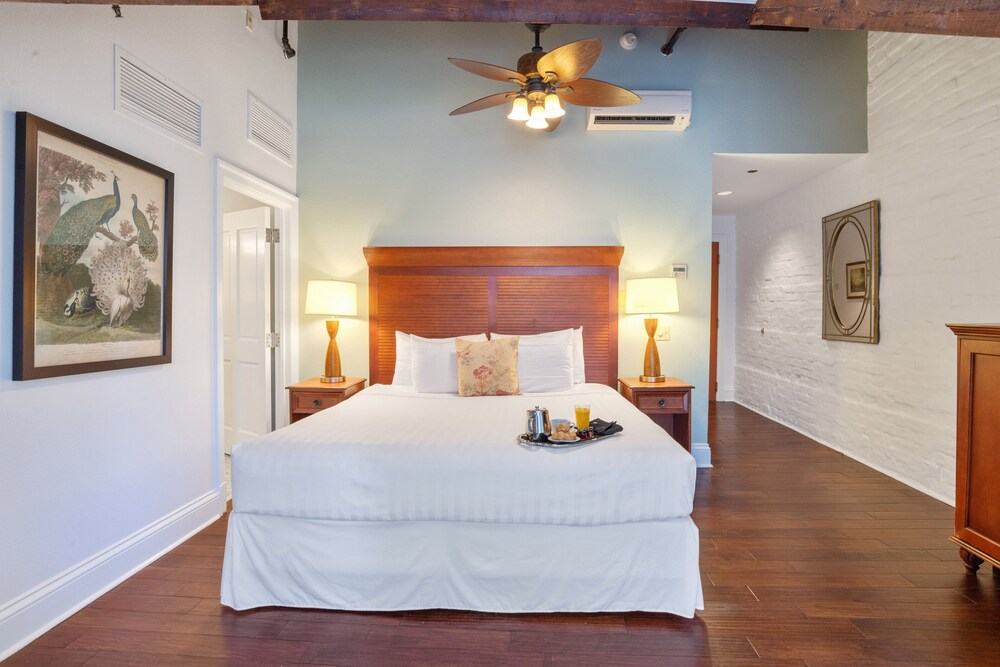 St James Hotel New Orleans Downtown French Quarter Area In New Orleans Hotel Rates Reviews On Orbitz