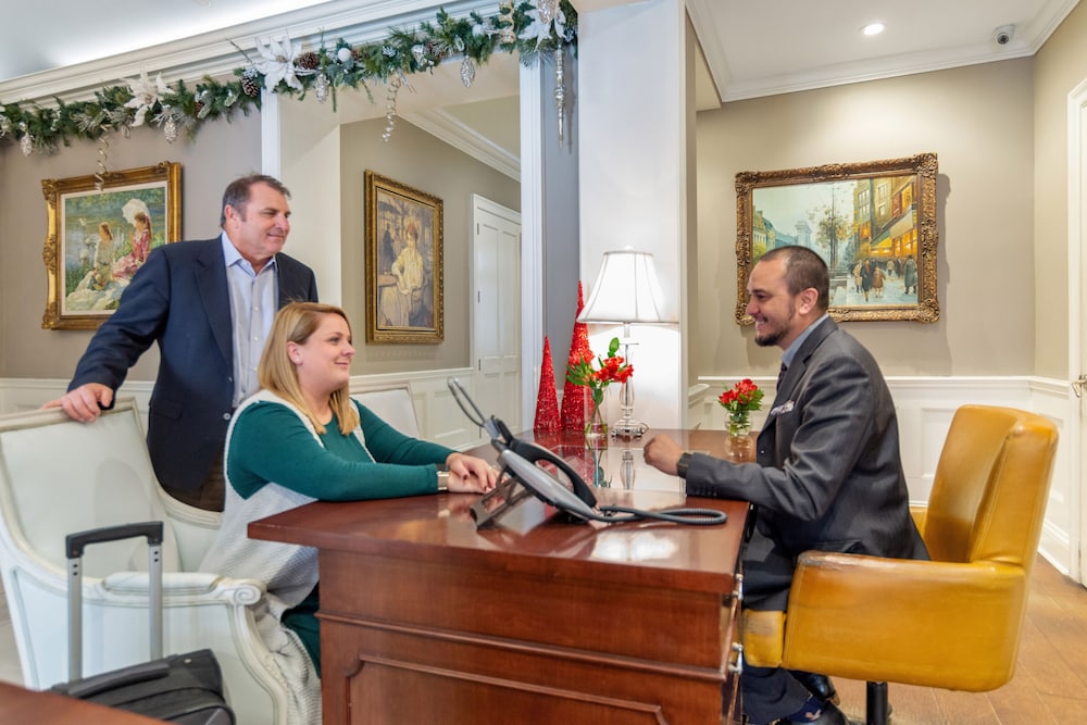 St James Hotel New Orleans Downtown French Quarter Area In New Orleans Hotel Rates Reviews On Orbitz