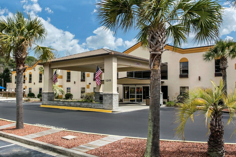 Exterior, Quality Inn Surfside Myrtle Beach