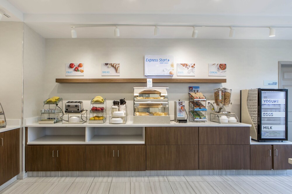 Breakfast meal, Holiday Inn Express & Suites Chicago West - St Charles, an IHG Hotel