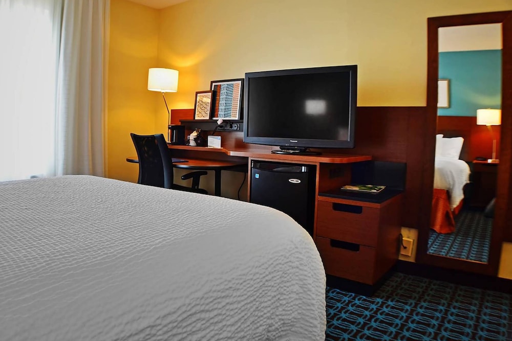 Fairfield Inn by Marriott Northlake