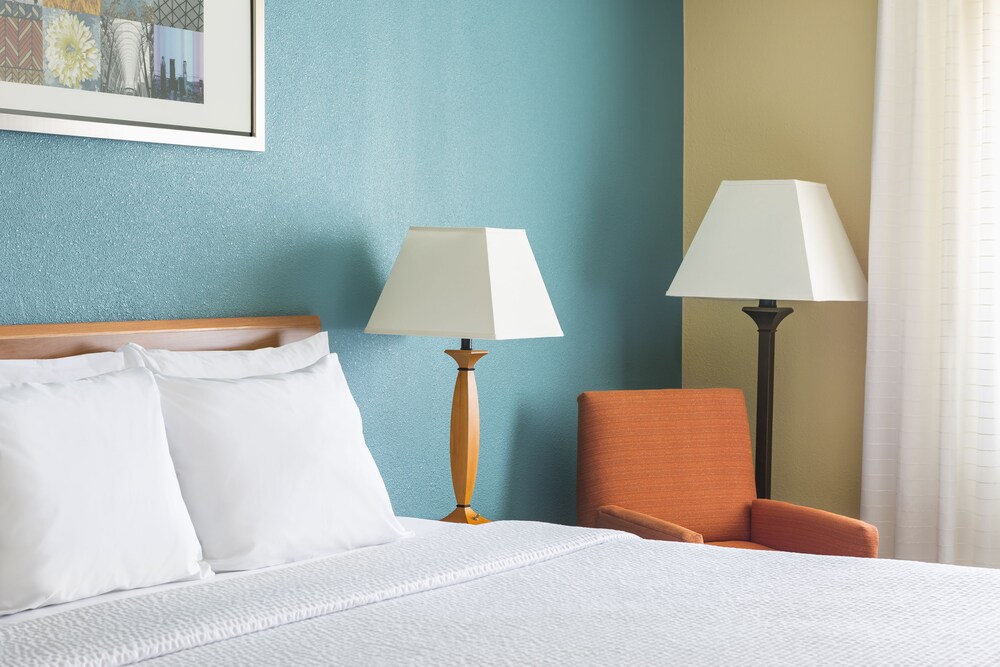 Fairfield Inn & Suites Dayton South