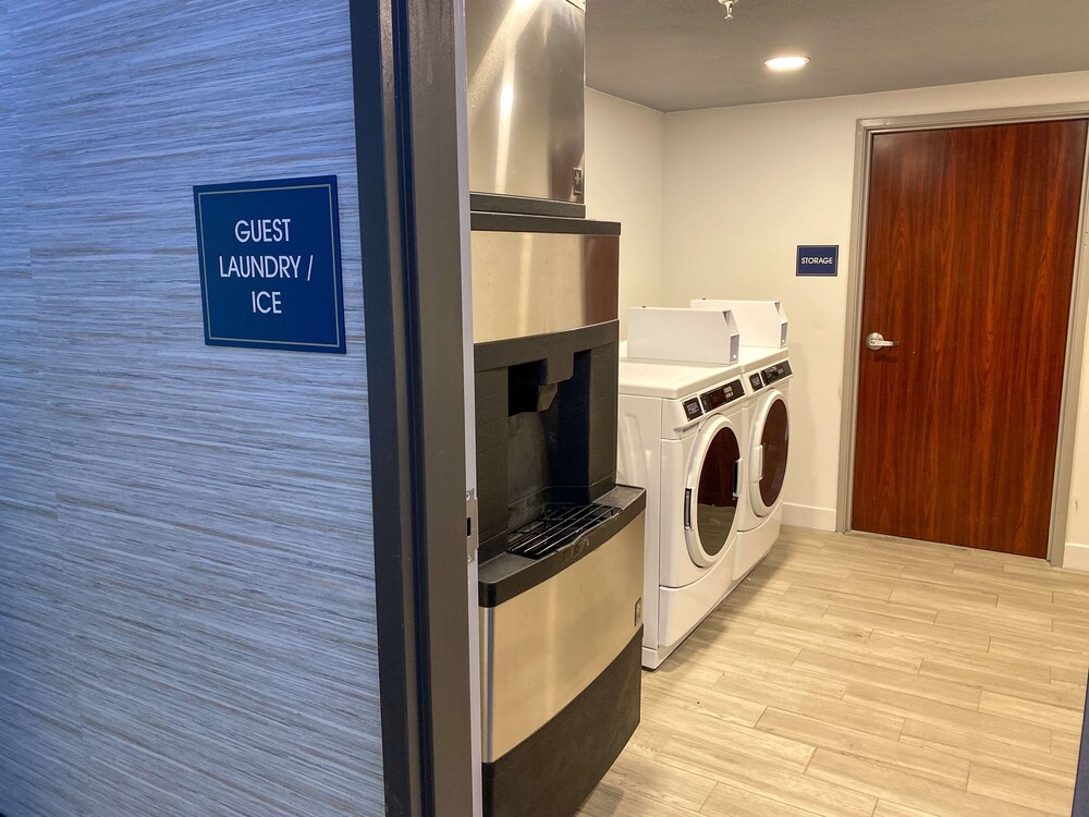 Laundry room, Best Western Independence Kansas City