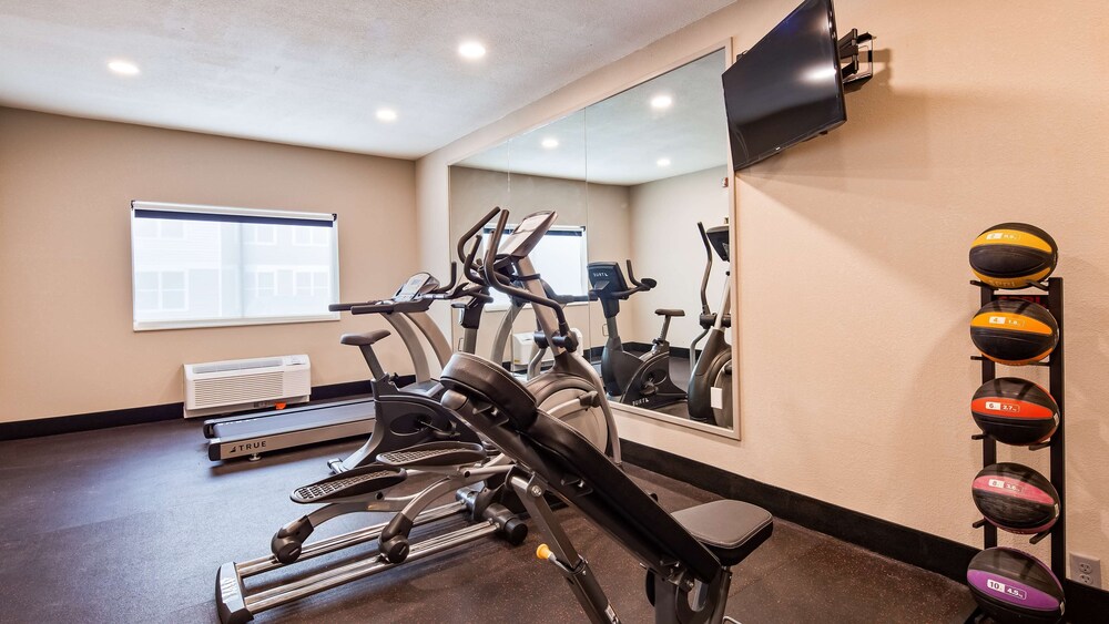 Fitness facility, Best Western Independence Kansas City