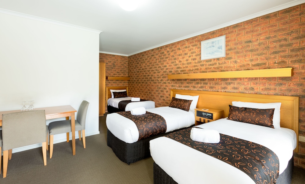 Advance Motel