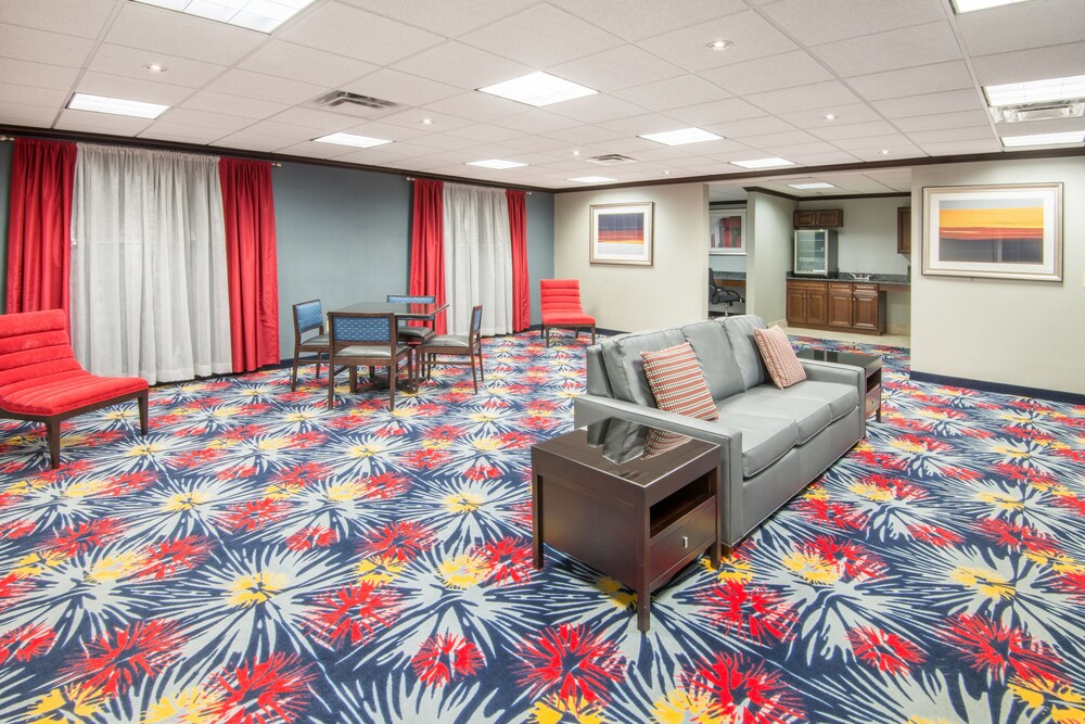 Meeting facility, Holiday Inn Express Cleveland Airport - Brookpark, an IHG Hotel