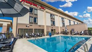 Seasonal outdoor pool