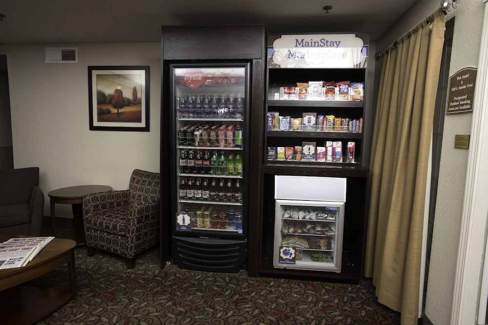 Mainstay Suites Knoxville Airport