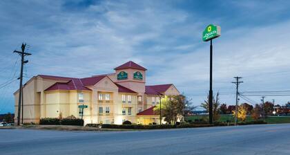 La Quinta Inn & Suites by Wyndham Lexington South / Hamburg