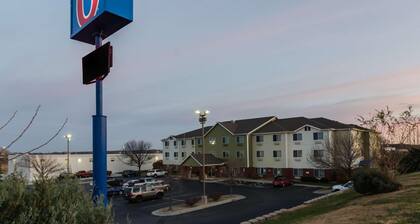 Motel 6 Lincoln, NE