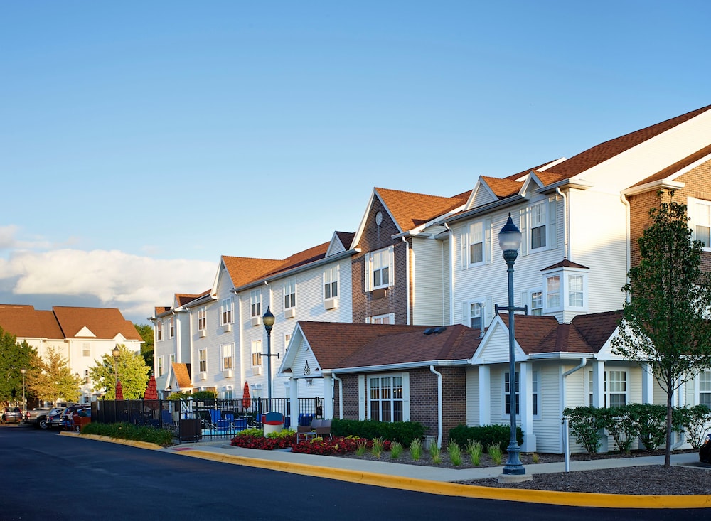 Exterior, Extended Stay America Suites Chicago Elgin West Dundee