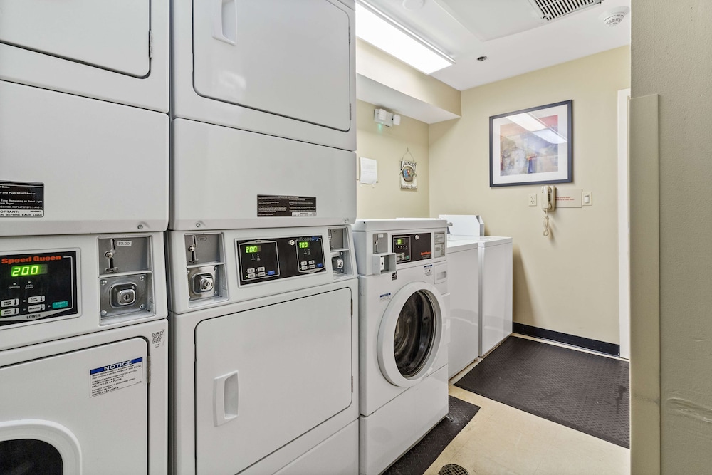 Laundry, Extended Stay America Suites Chicago Elgin West Dundee