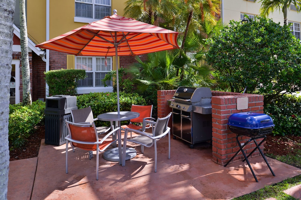 TownePlace Suites By Marriott Miami Lakes