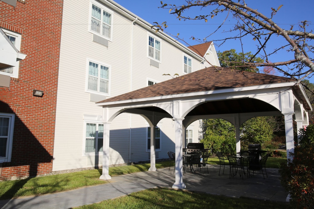 Portland Hotel And Suites In Scarborough Portland Hotel And Suites In Scarborough