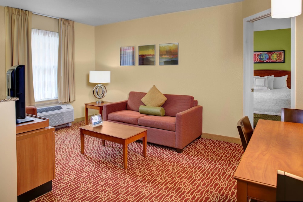 Towneplace Suites By Marriott Findlay