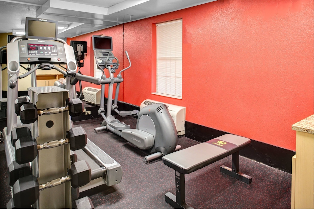 Fitness facility, Towneplace Suites By Marriott Findlay