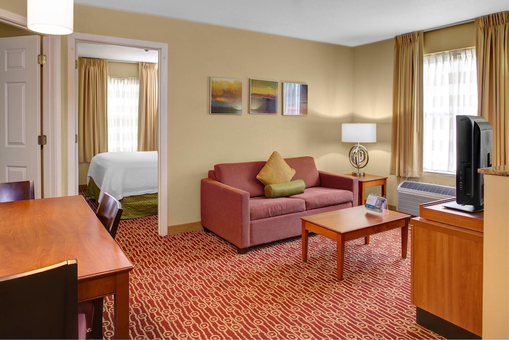 Towneplace Suites By Marriott Findlay