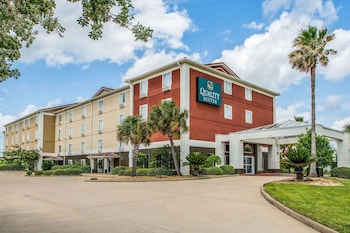 Quality Suites Lake Charles Downtown