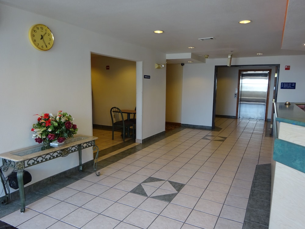 Motel 6 Fort Worth, TX - Burleson