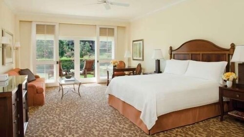 Room, Four Seasons Resort and Club Dallas at Las Colinas