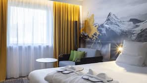 1 bedroom, premium bedding, minibar, in-room safe