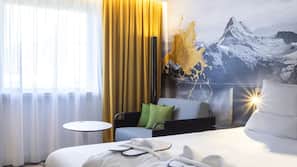1 bedroom, premium bedding, minibar, in-room safe