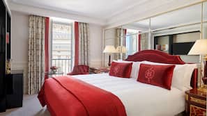 Egyptian cotton sheets, premium bedding, minibar, in-room safe