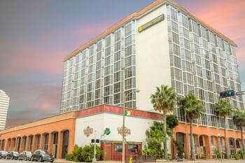 Hotel Corpus Christi Bayfront
