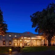 Hotels Near Kempton Park Racecourse Hotels Near Kempton Park Racecourse