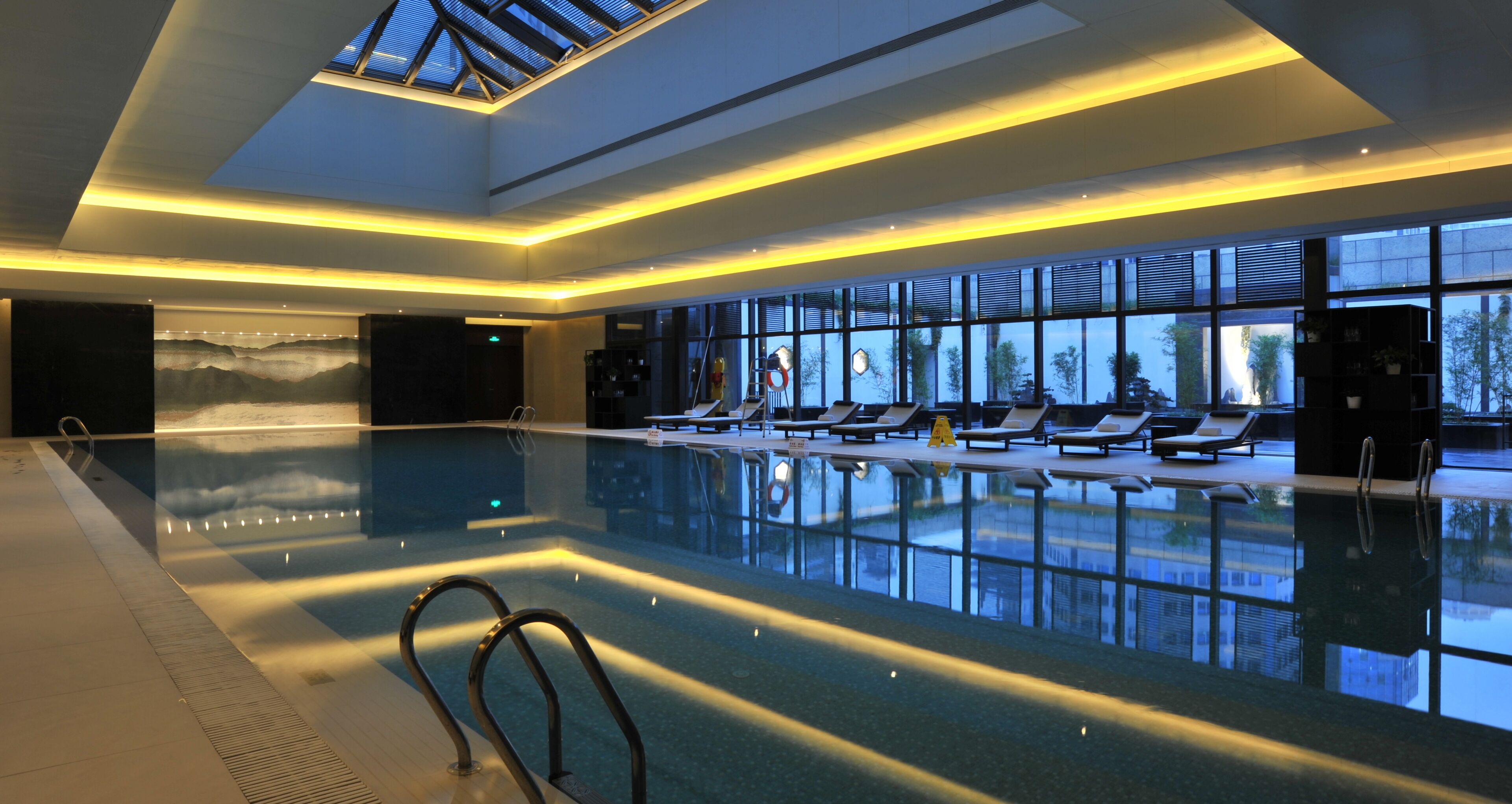 Jinling Hotel