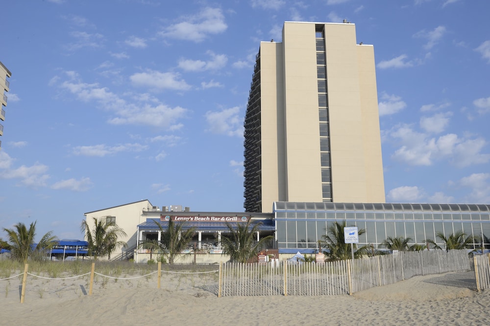 Clarion Resort Fontainebleau Hotel Oceanfront In Ocean