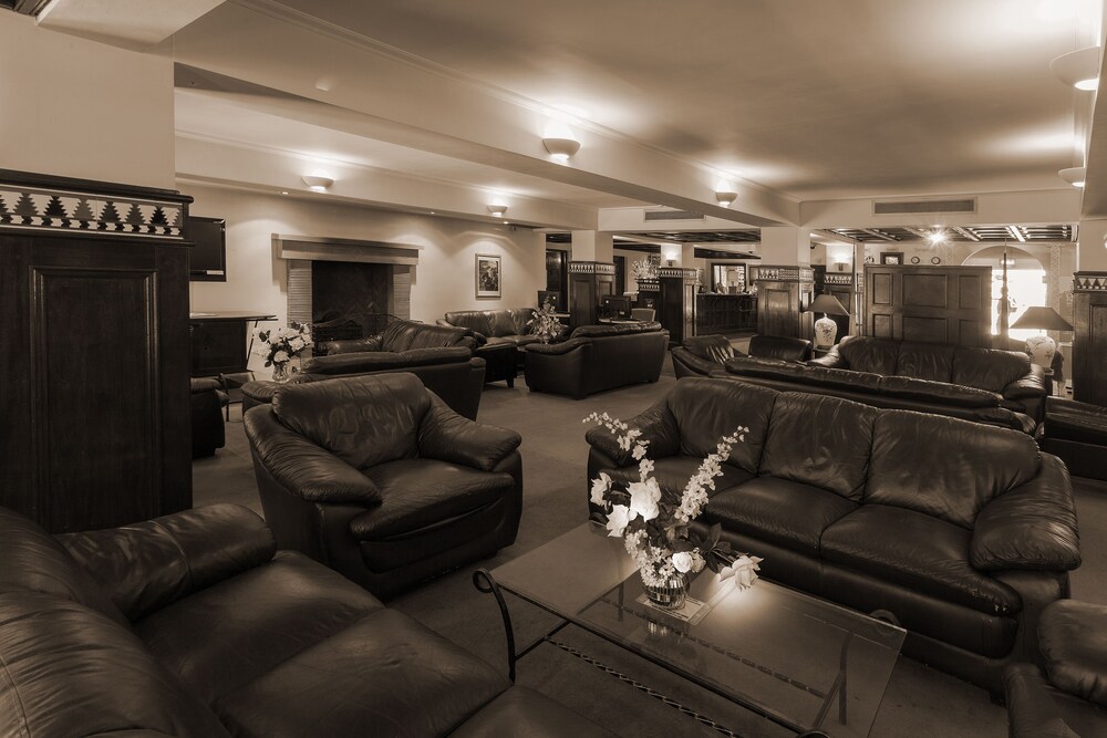 Europa Gatwick Hotel & Spa