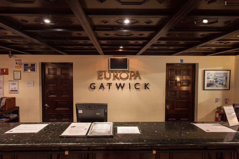 Europa Gatwick Hotel & Spa