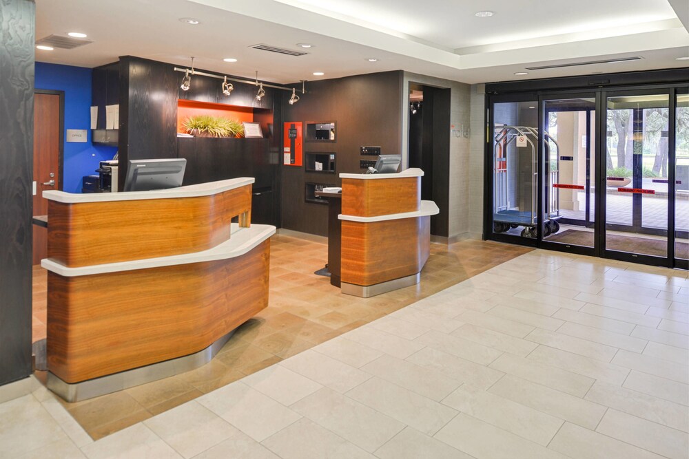 Courtyard by Marriott Tampa North/I-75 Fletcher