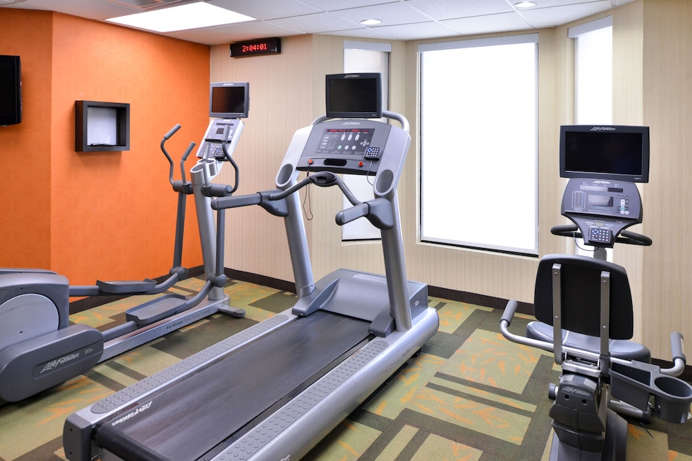 Gym, Courtyard by Marriott Tampa North/I-75 Fletcher