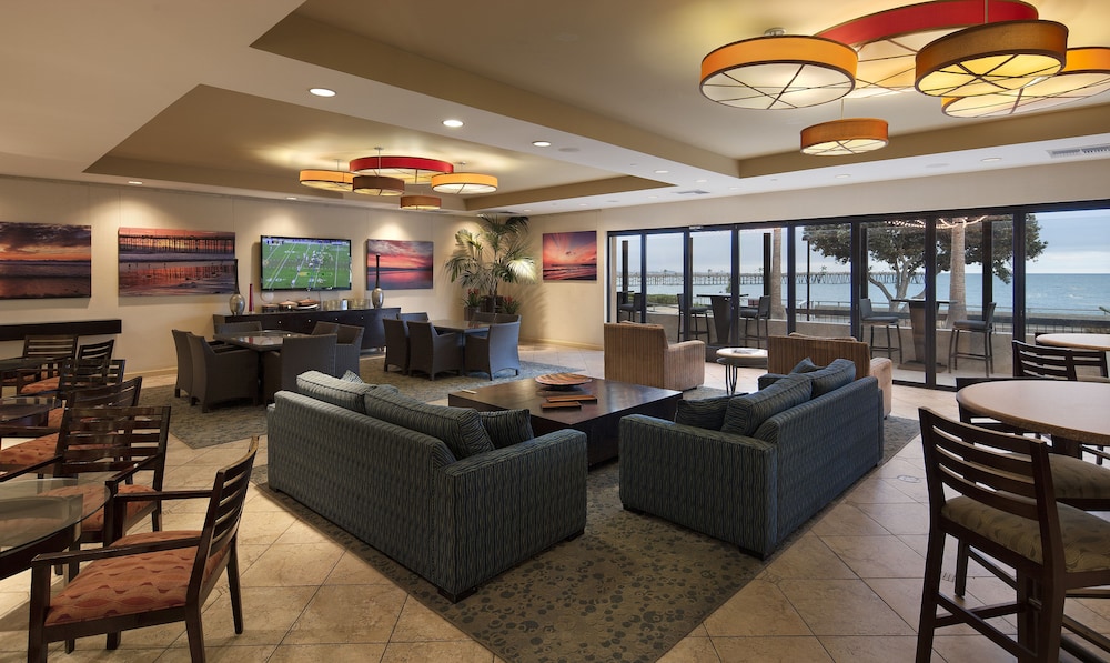 Crowne Plaza Ventura Beach, an IHG Hotel