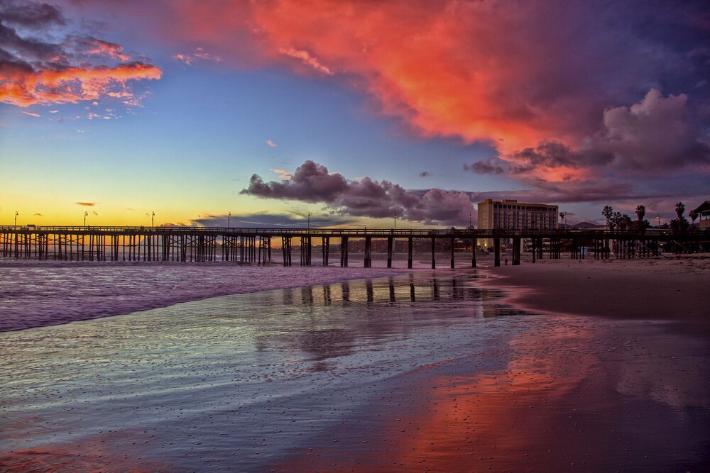 Crowne Plaza Ventura Beach, an IHG Hotel