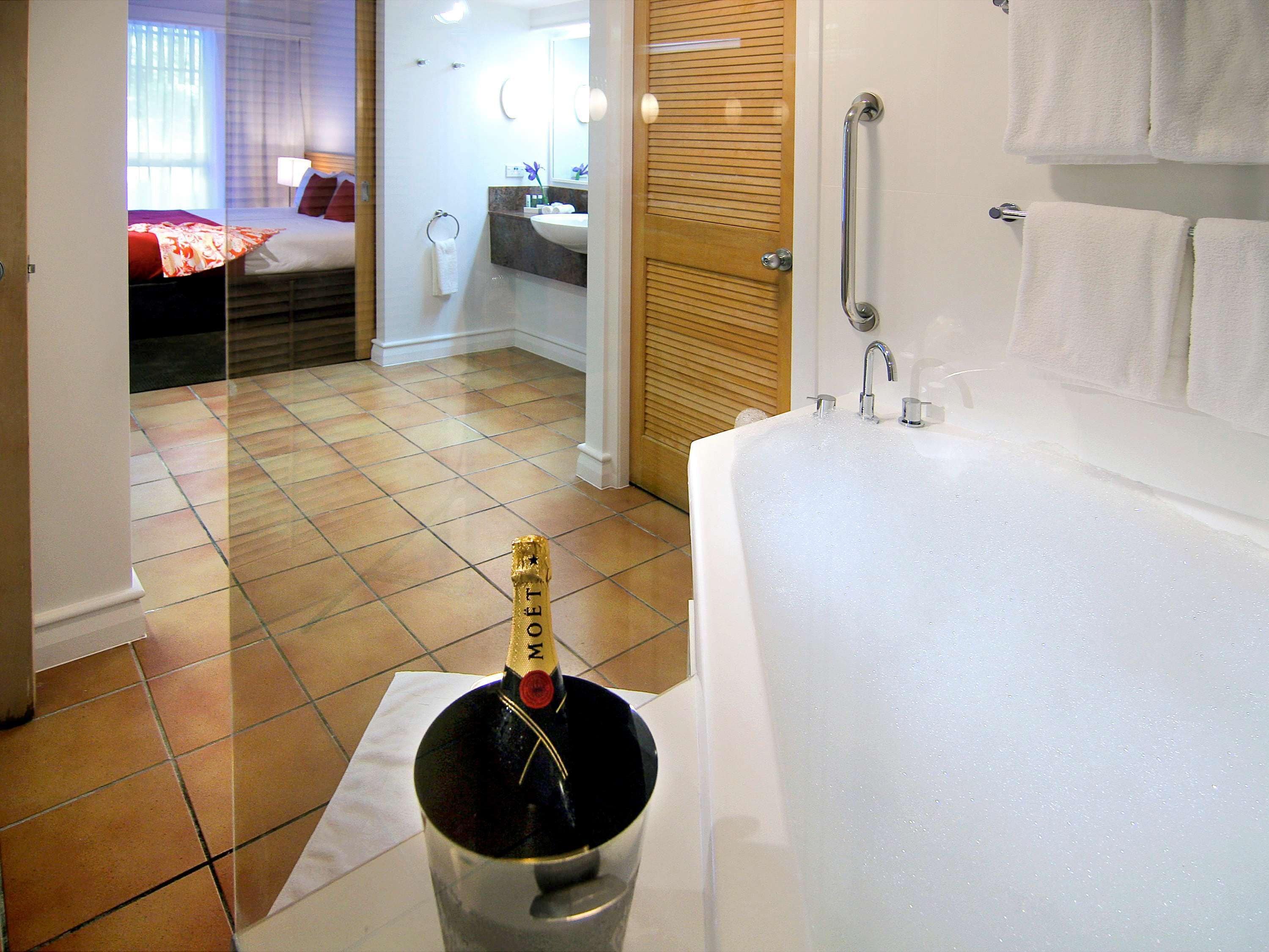 Novotel Sunshine Coast Resort Hotel