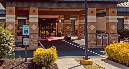 Clarion Hotel & Conference Center