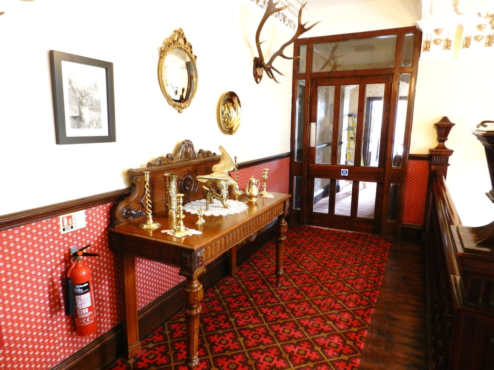 Lobby, Ledgowan Lodge Hotel