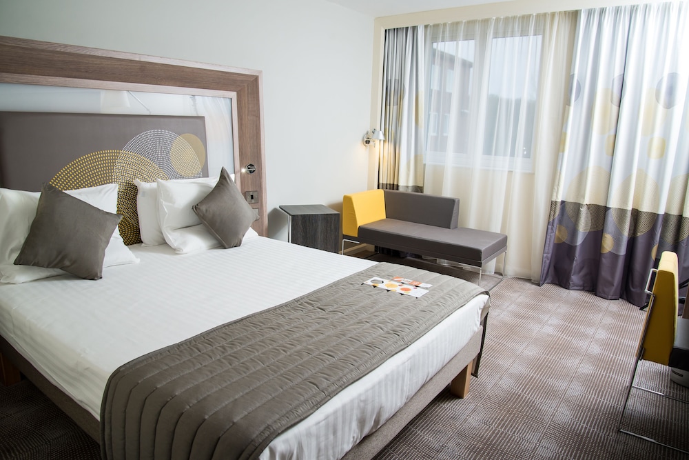 Novotel Coventry M6/J3