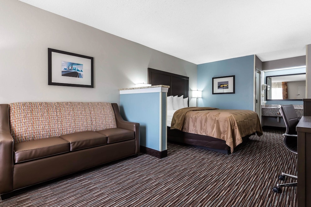 Quality Inn & Suites Mooresville - Lake Norman