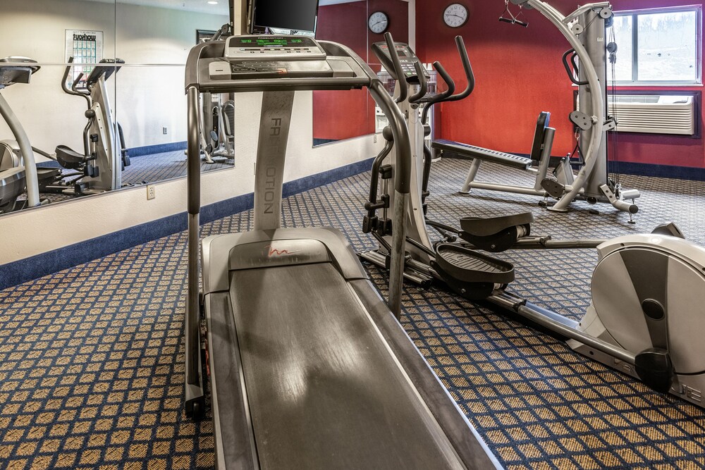 Fitness facility, Quality Inn & Suites