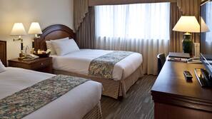 1 bedroom, minibar, in-room safe, desk