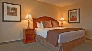 Premium bedding, pillowtop beds, in-room safe, desk