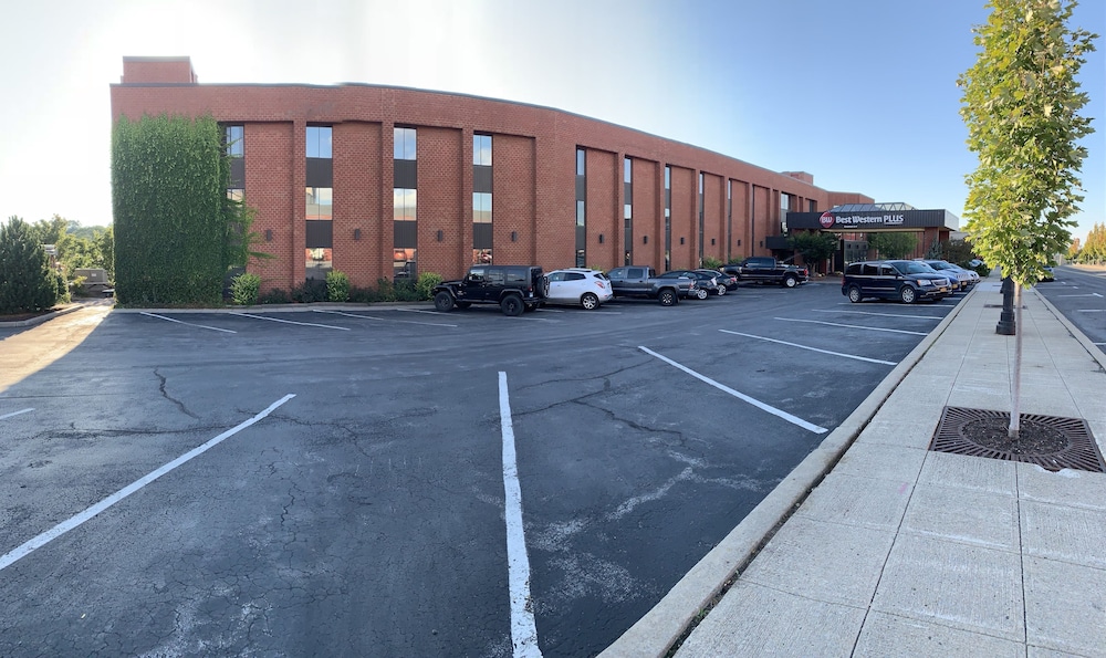 Best Western Plus Oswego Hotel and Conference Center in Oswego 136