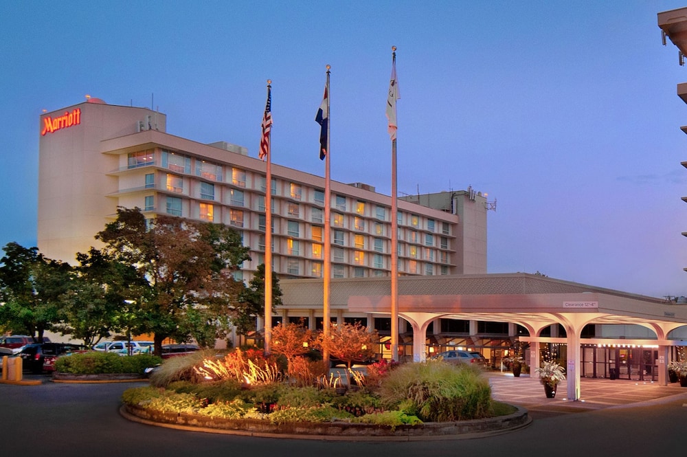 Marriott St. Louis Airport