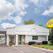 10 Best Hotels Closest To Warren Dunes State Park In Benton Harbor Super 8 By Wyndham Stevensville