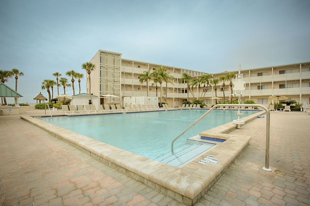 Sandcastle Resort at Lido Beach